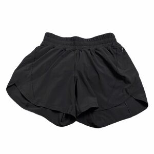 NWOT Lululemon Track That Mid-Rise Lined Short 5" (Black) Size 6